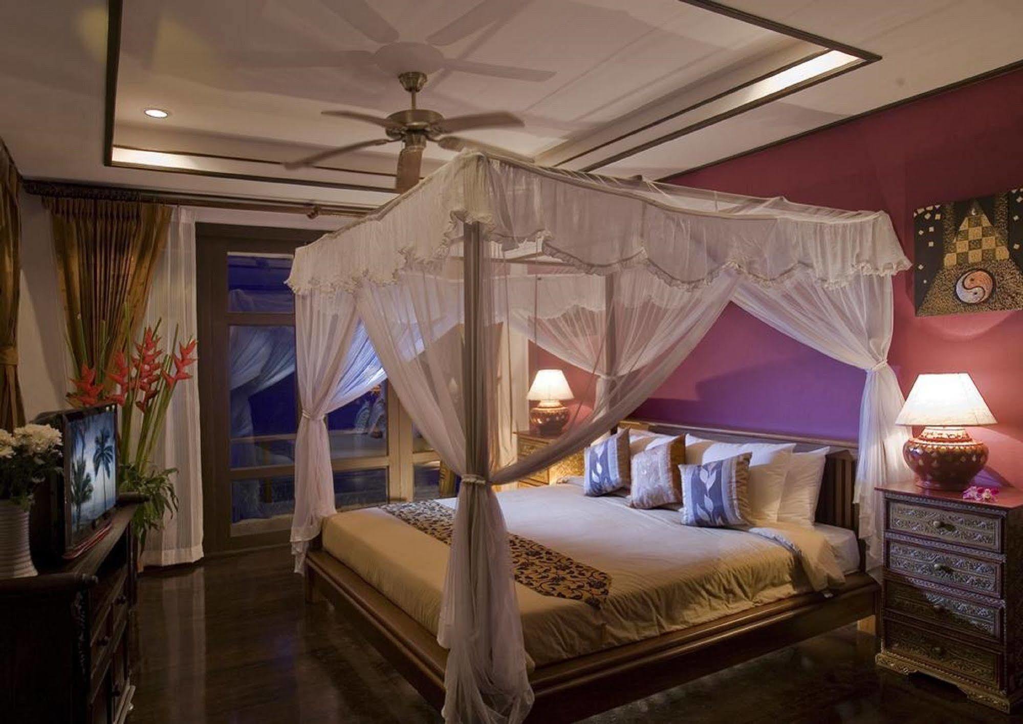 Paradise Island Estate Курортный комплекс 4*